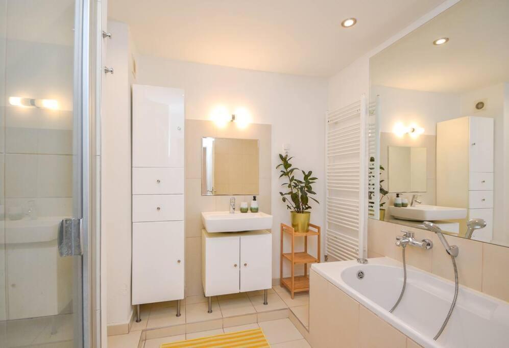 Old Town 2Br With Best View Bratislava Ngoại thất bức ảnh